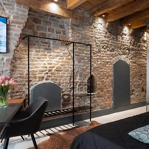 Officine Cavour Casa Dei Leoni Centro Storico Padova
